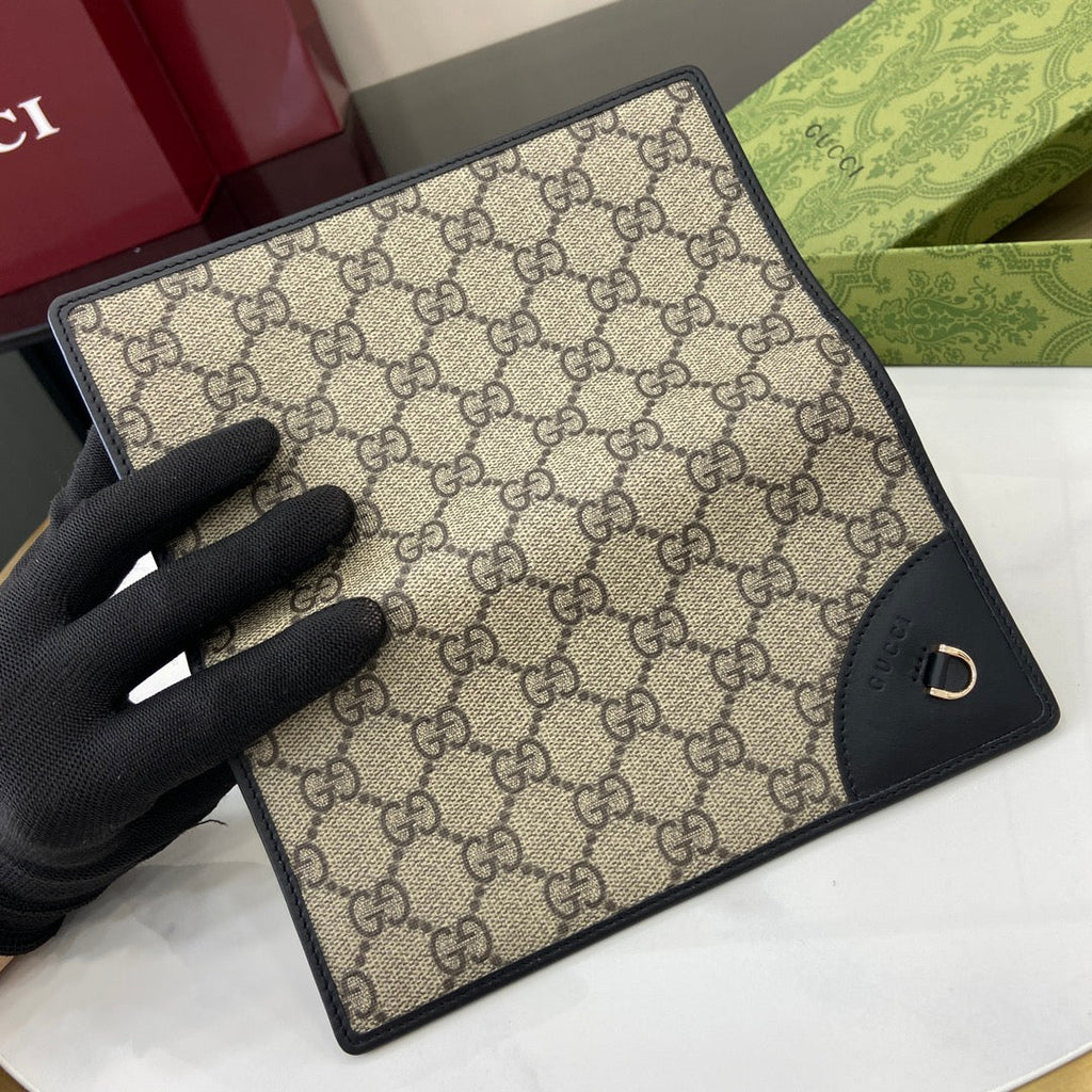 Gucci GG Emblem continental wallet 821802 black leather