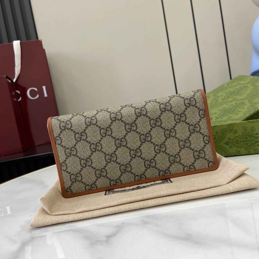 Gucci GG Emblem continental wallet 821802 brown leather