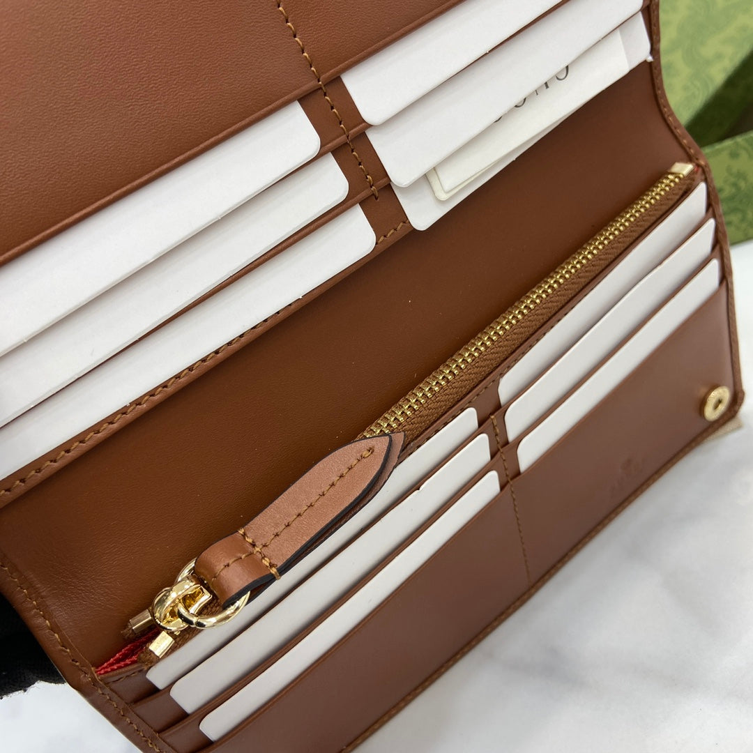 Gucci GG Emblem continental wallet 821802 brown leather