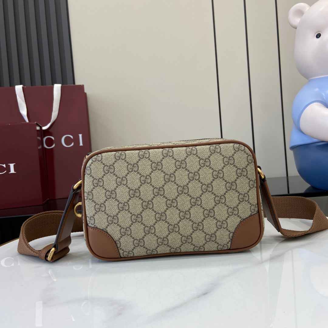 Gucci GG Emblem embossed super mini bag, 821216 in beige fabric