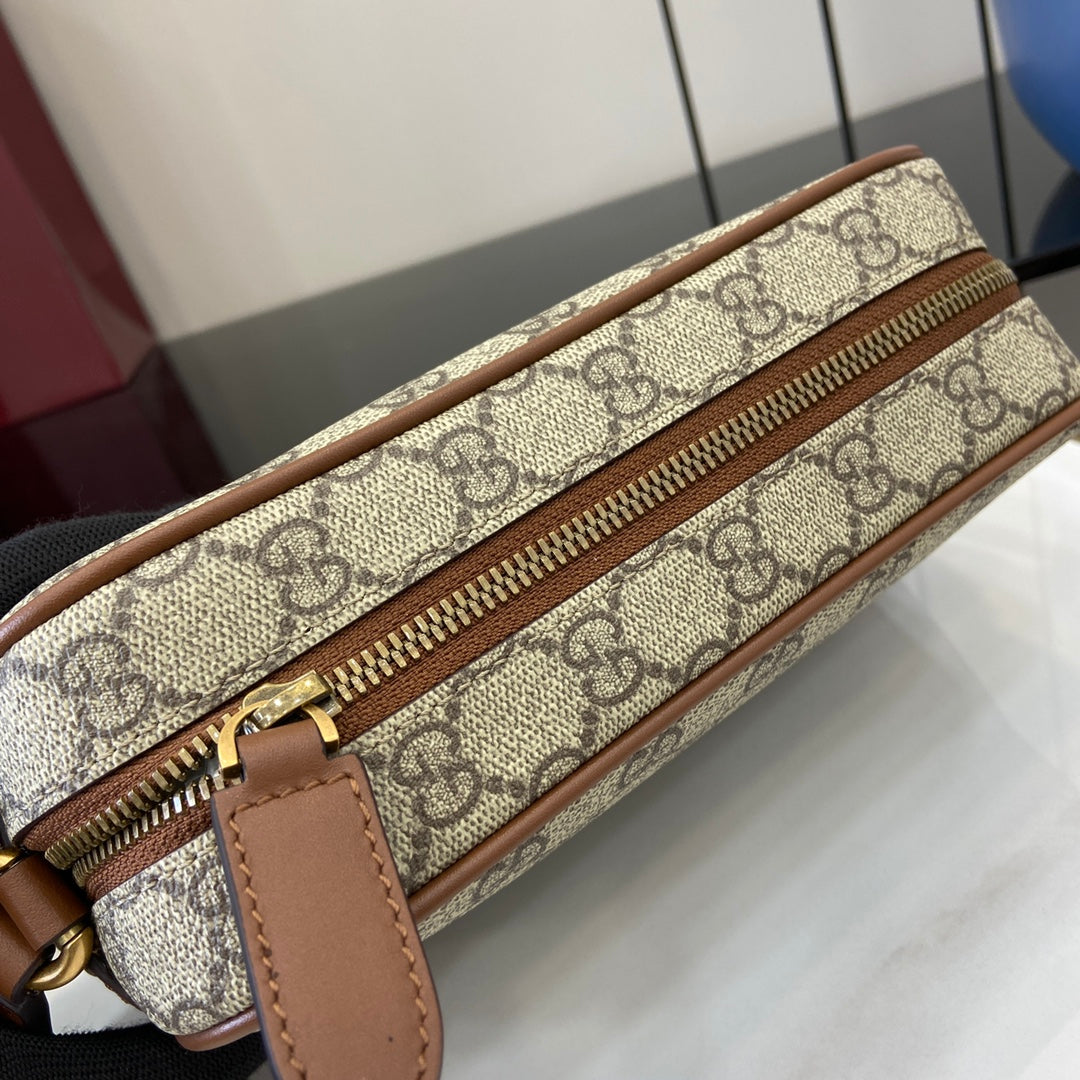 Gucci GG Emblem embossed super mini bag, 821216 in beige fabric