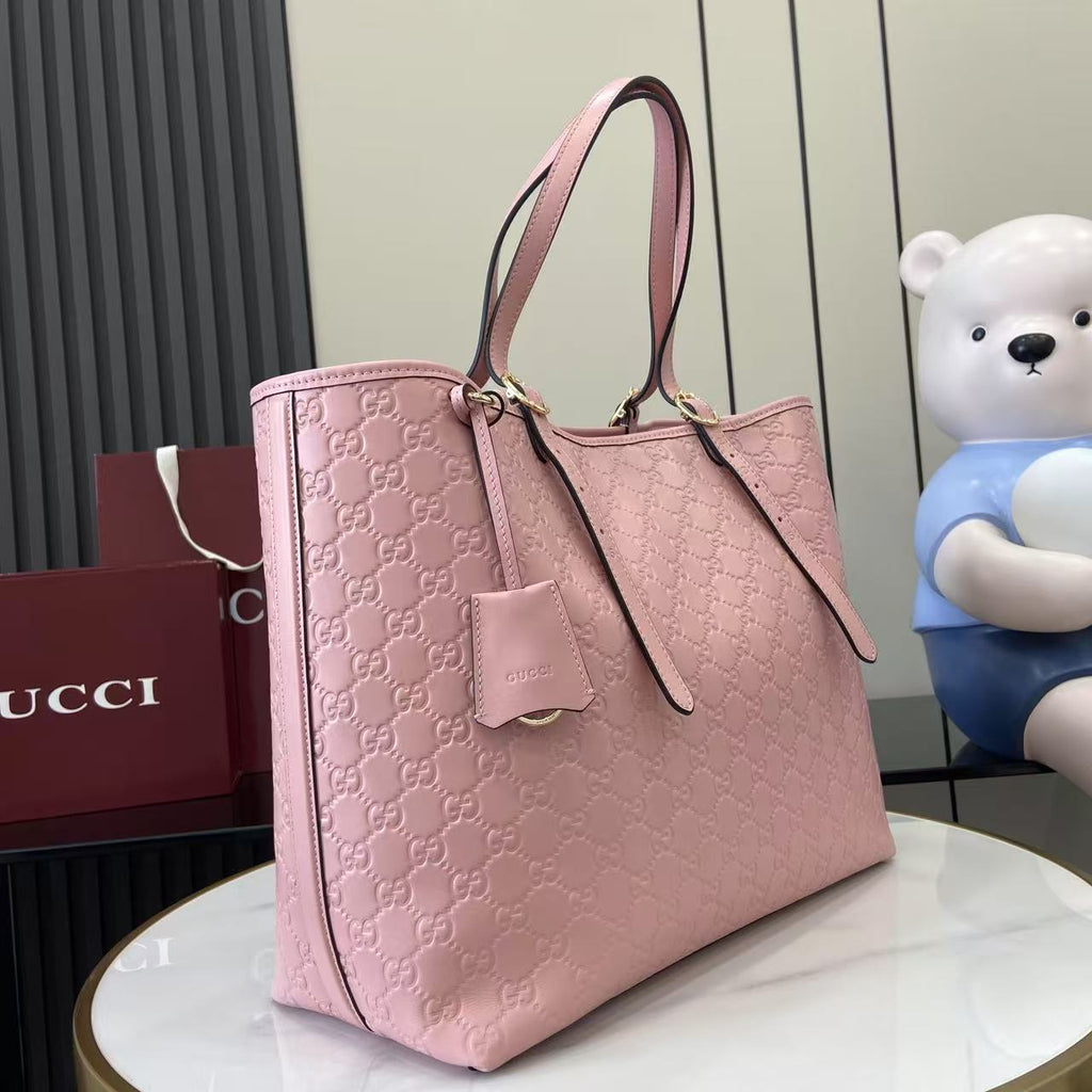 Gucci GG Emblem large tote bag 847455 in Pink GG leather