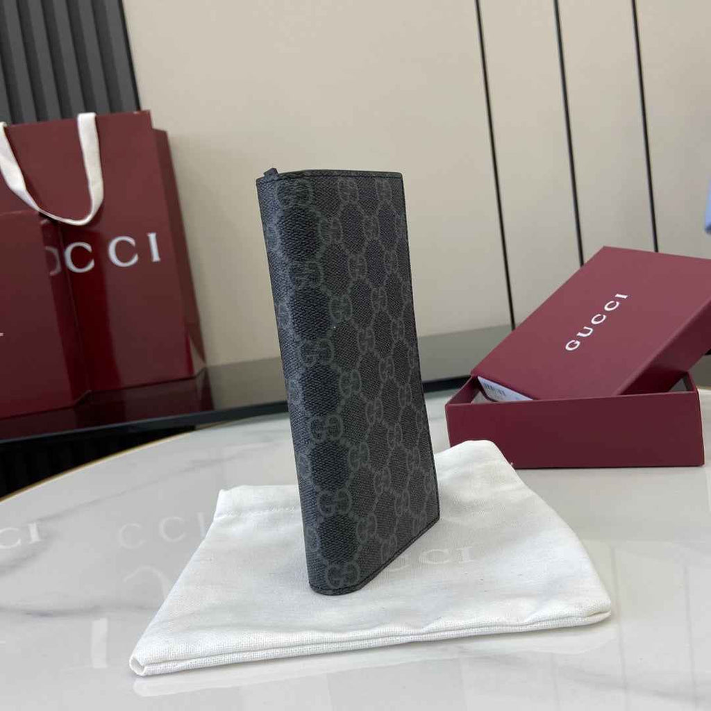 Gucci GG Emblem long wallet, 821213 in black fabric