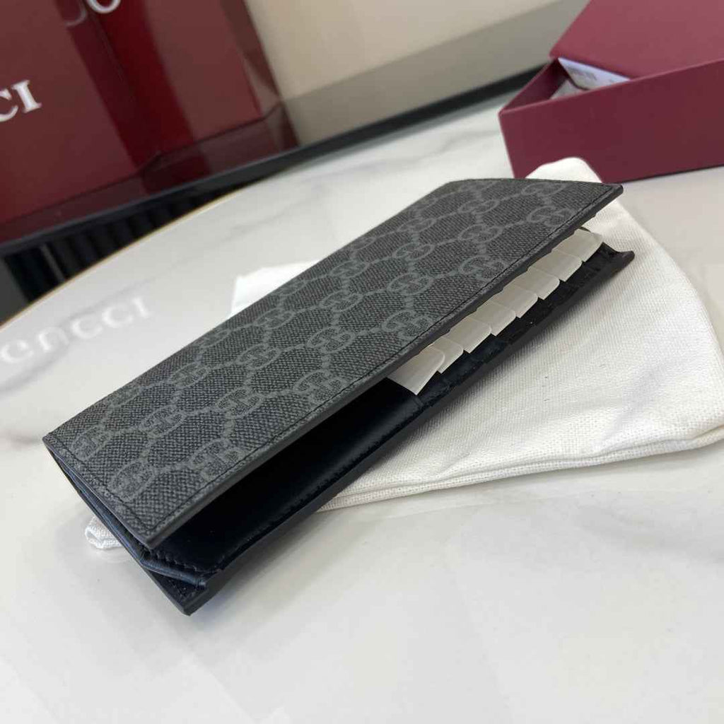 Gucci GG Emblem long wallet, 821213 in black fabric