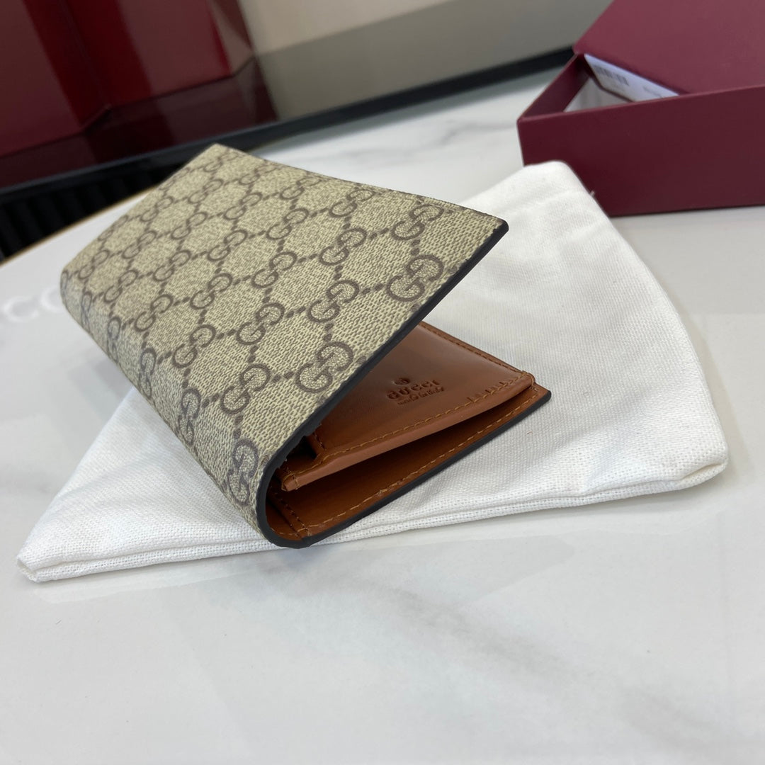 Gucci GG Emblem long wallet, 821213 in brown fabric