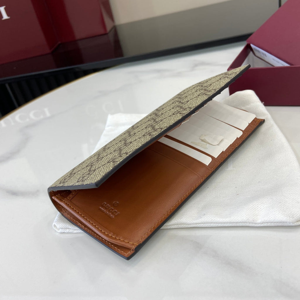 Gucci GG Emblem long wallet, 821213 in brown fabric