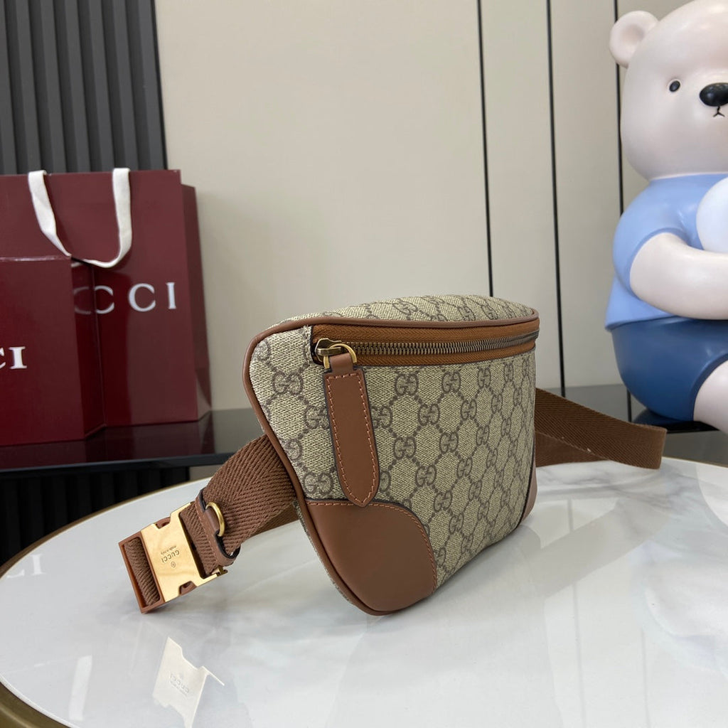 Gucci GG Emblem medium belt bag 821162 in beige fabric