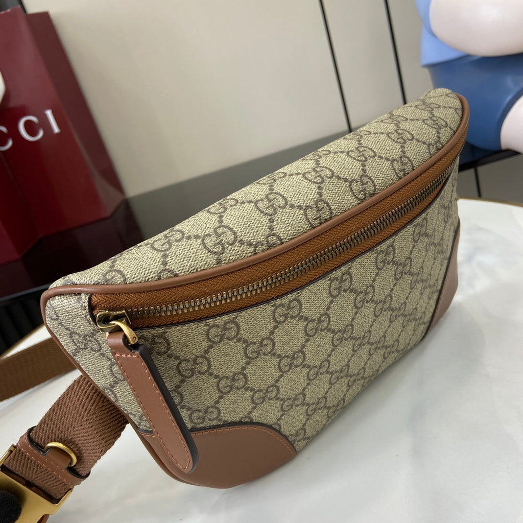 Gucci GG Emblem medium belt bag 821162 in beige fabric