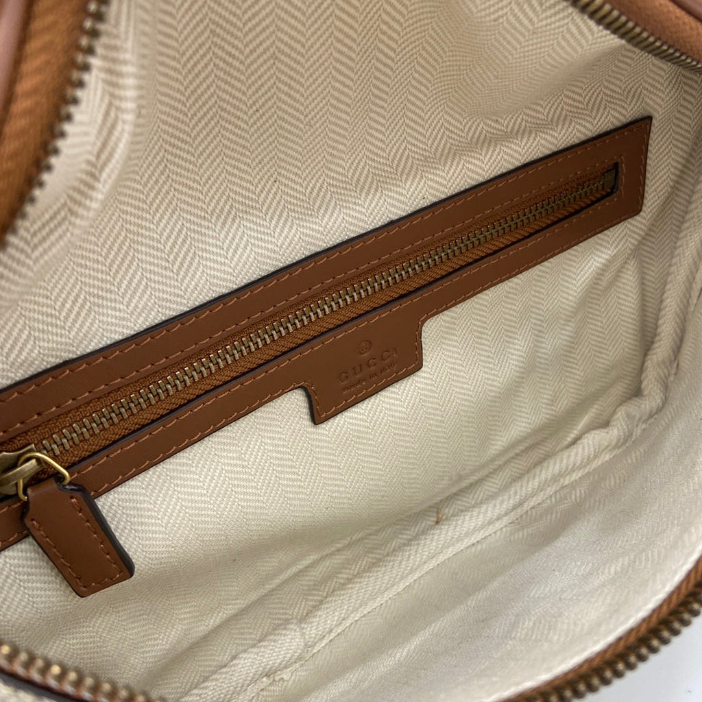 Gucci GG Emblem medium belt bag 821162 in beige fabric