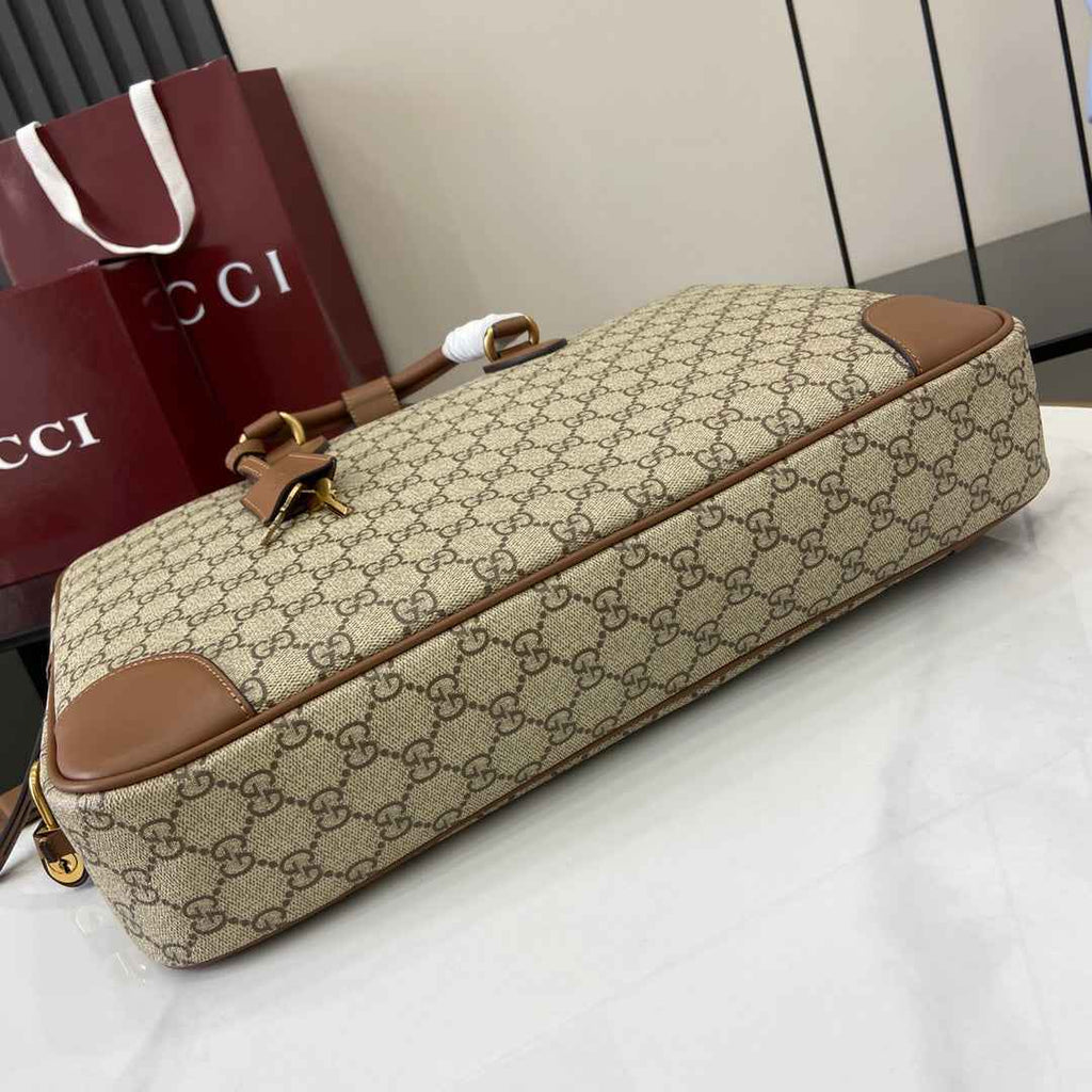 Gucci GG Emblem medium briefcase 821149  in beige fabric