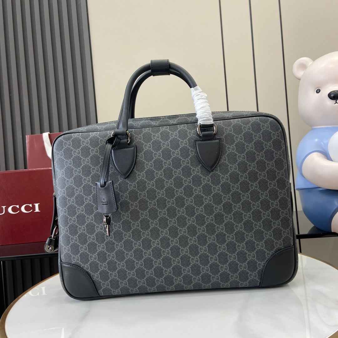 Gucci GG Emblem medium briefcase 821149  in black fabric