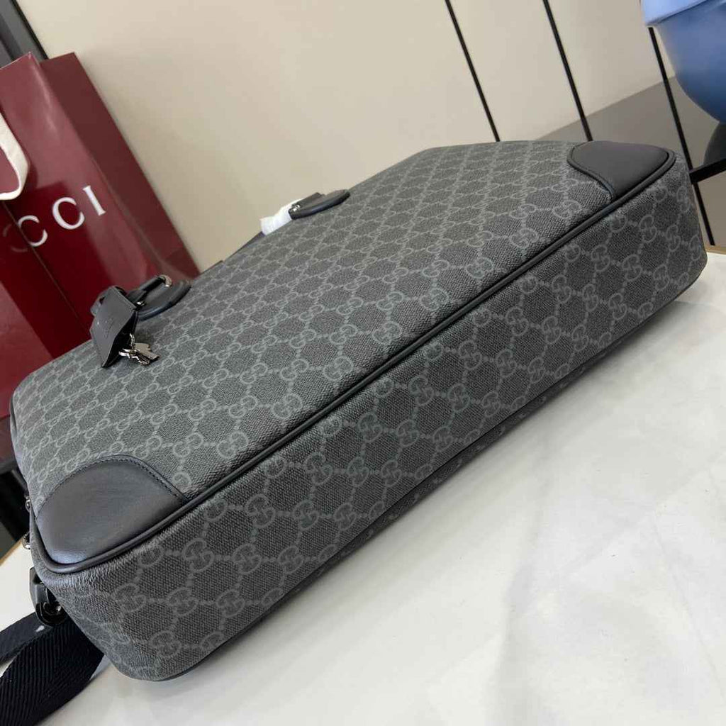Gucci GG Emblem medium briefcase 821149  in black fabric