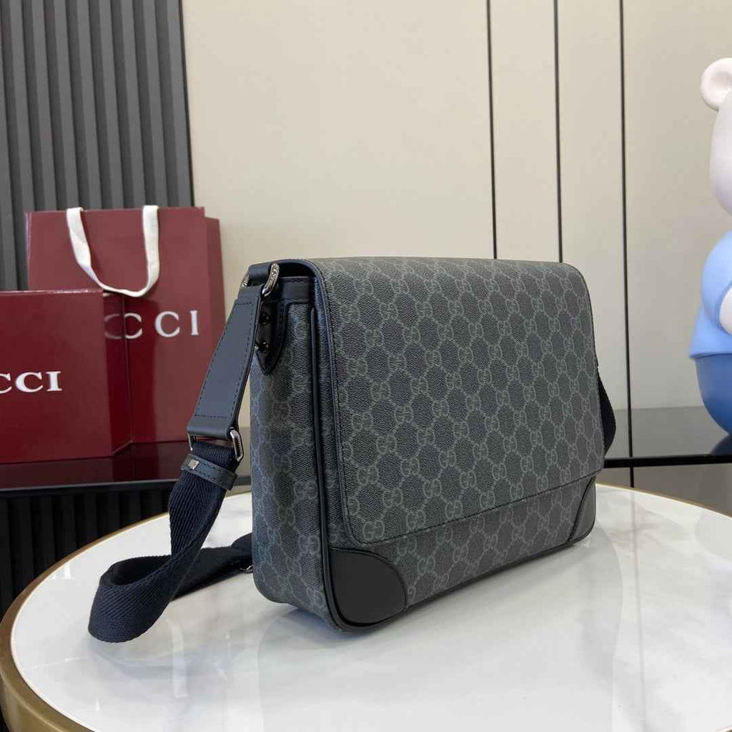 Gucci GG Emblem medium crossbody bag, ‎821154  in black fabric