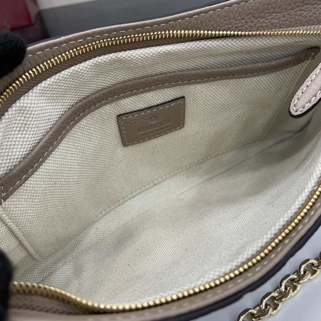 Gucci GG Emblem medium shoulder bag 815277 in taupe GG leather