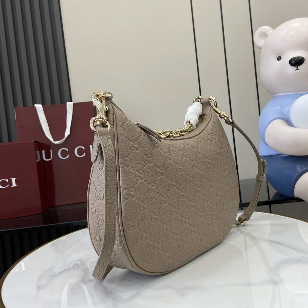 Gucci GG Emblem medium shoulder bag 820453 in taupe GG leather