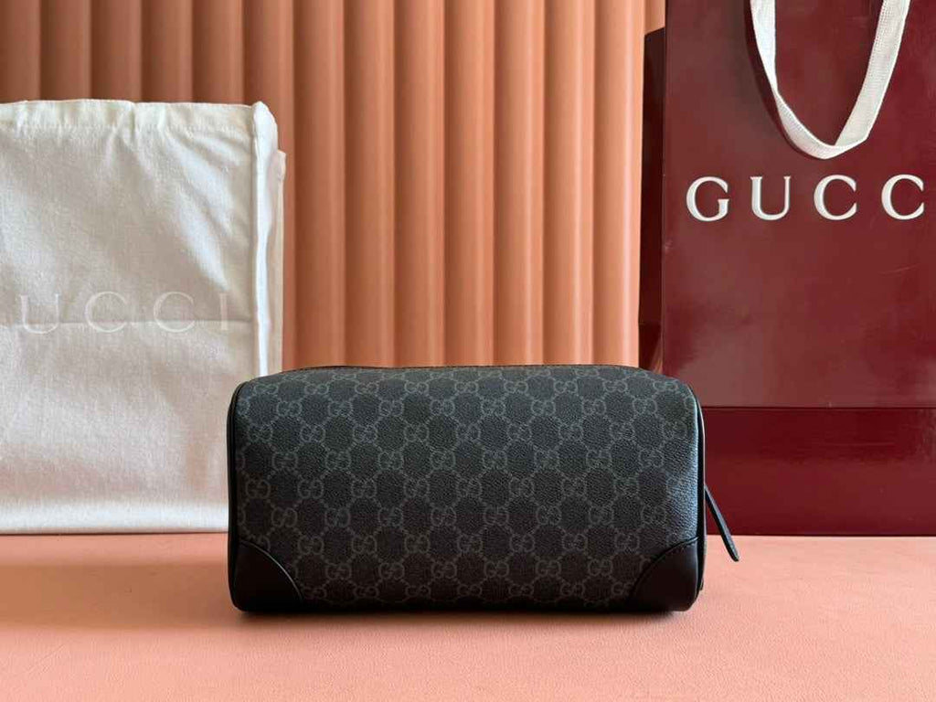 Gucci GG Emblem medium toiletry case, ‎821163 in black fabric