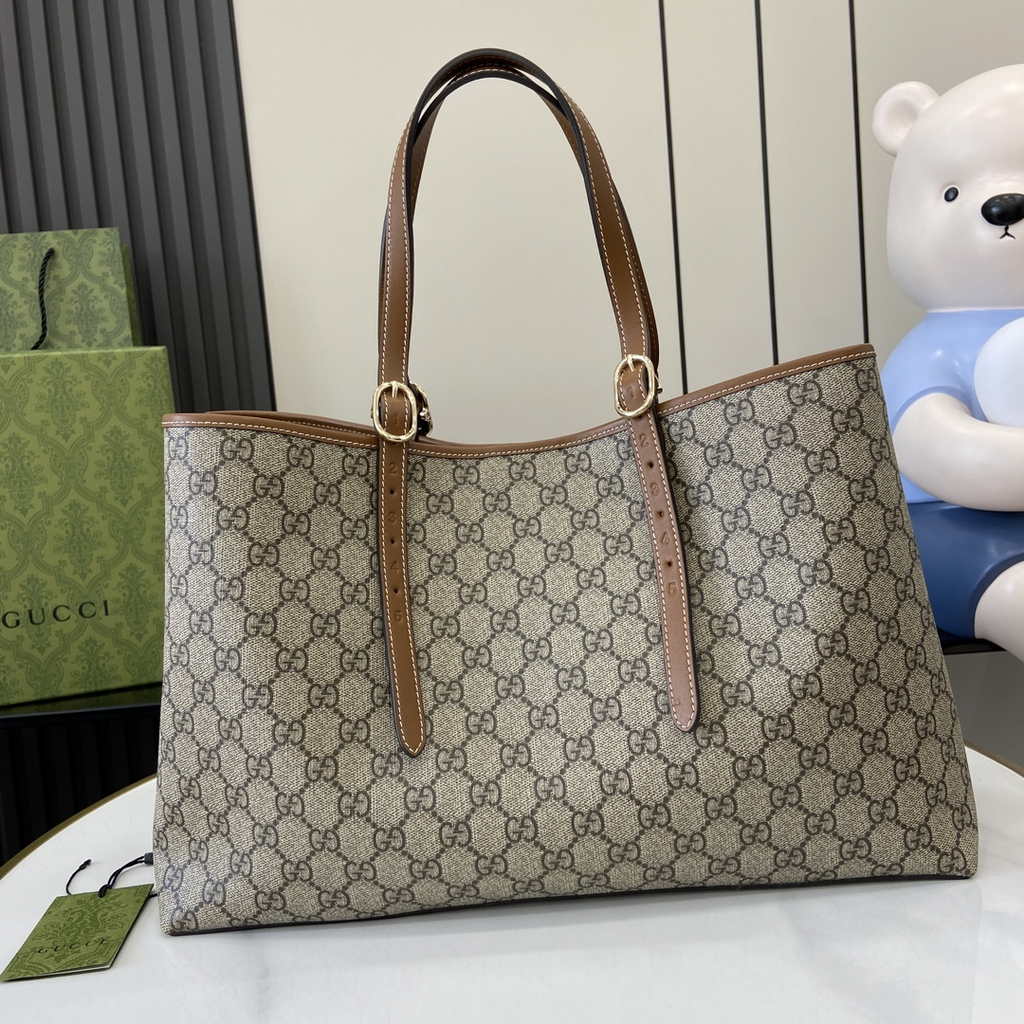 Gucci GG Emblem large tote bag 815213 in brown fabric