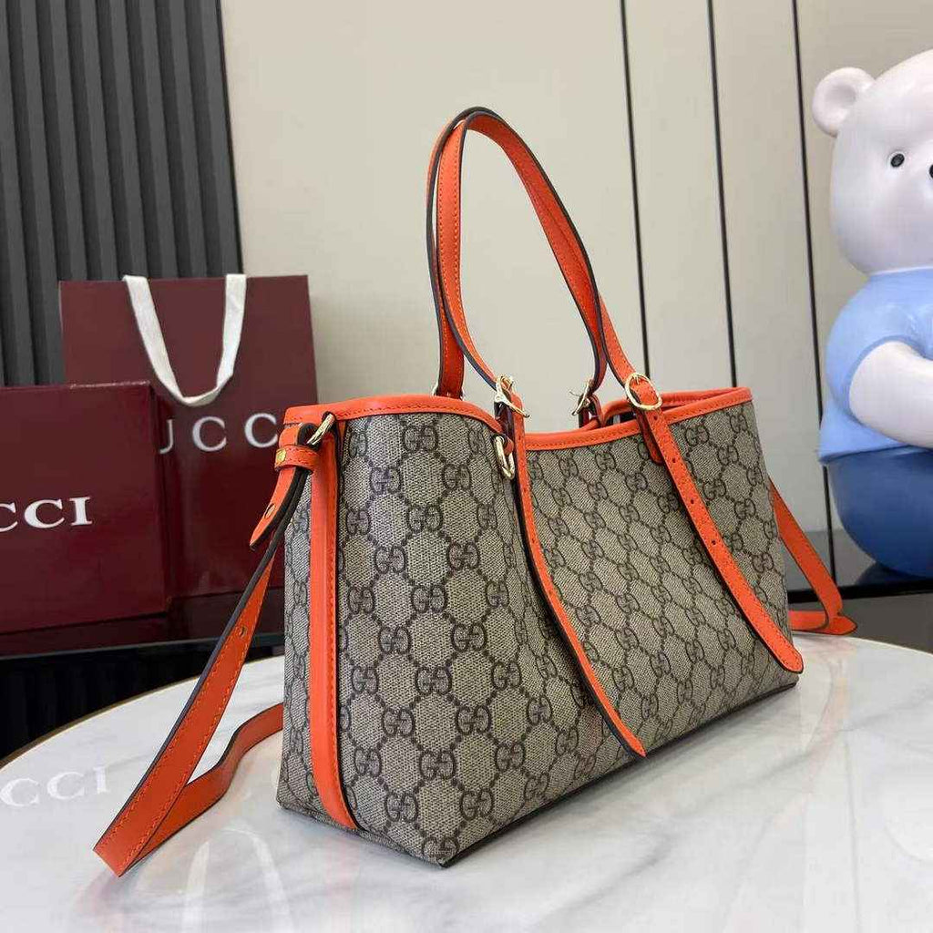 Gucci GG Emblem medium tote bag 815214 in orange fabric