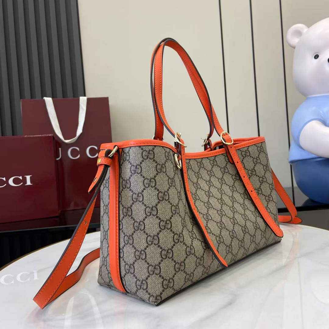 Gucci GG Emblem medium tote bag 815214 in orange fabric