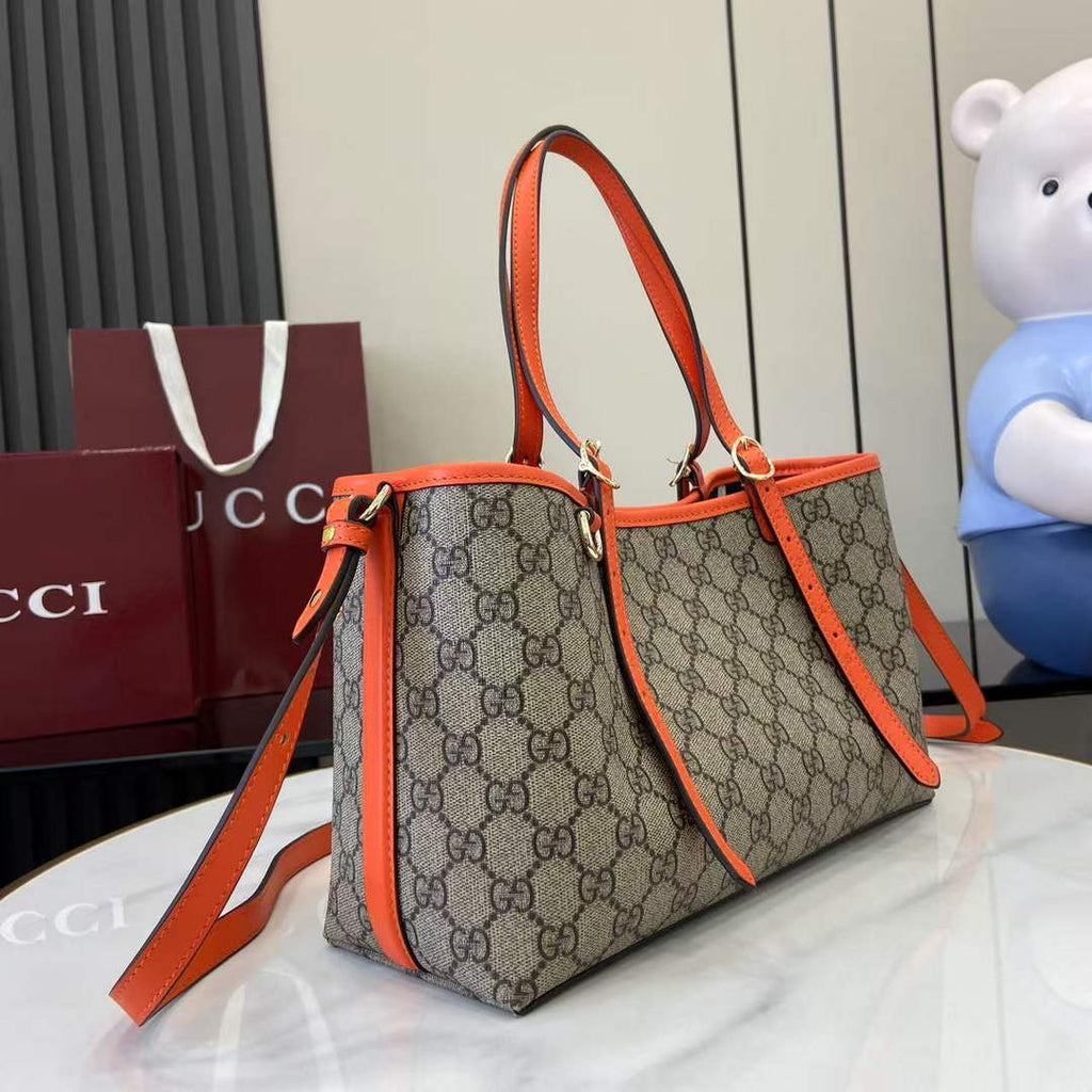 Gucci GG Emblem medium tote bag 815214 in orange fabric