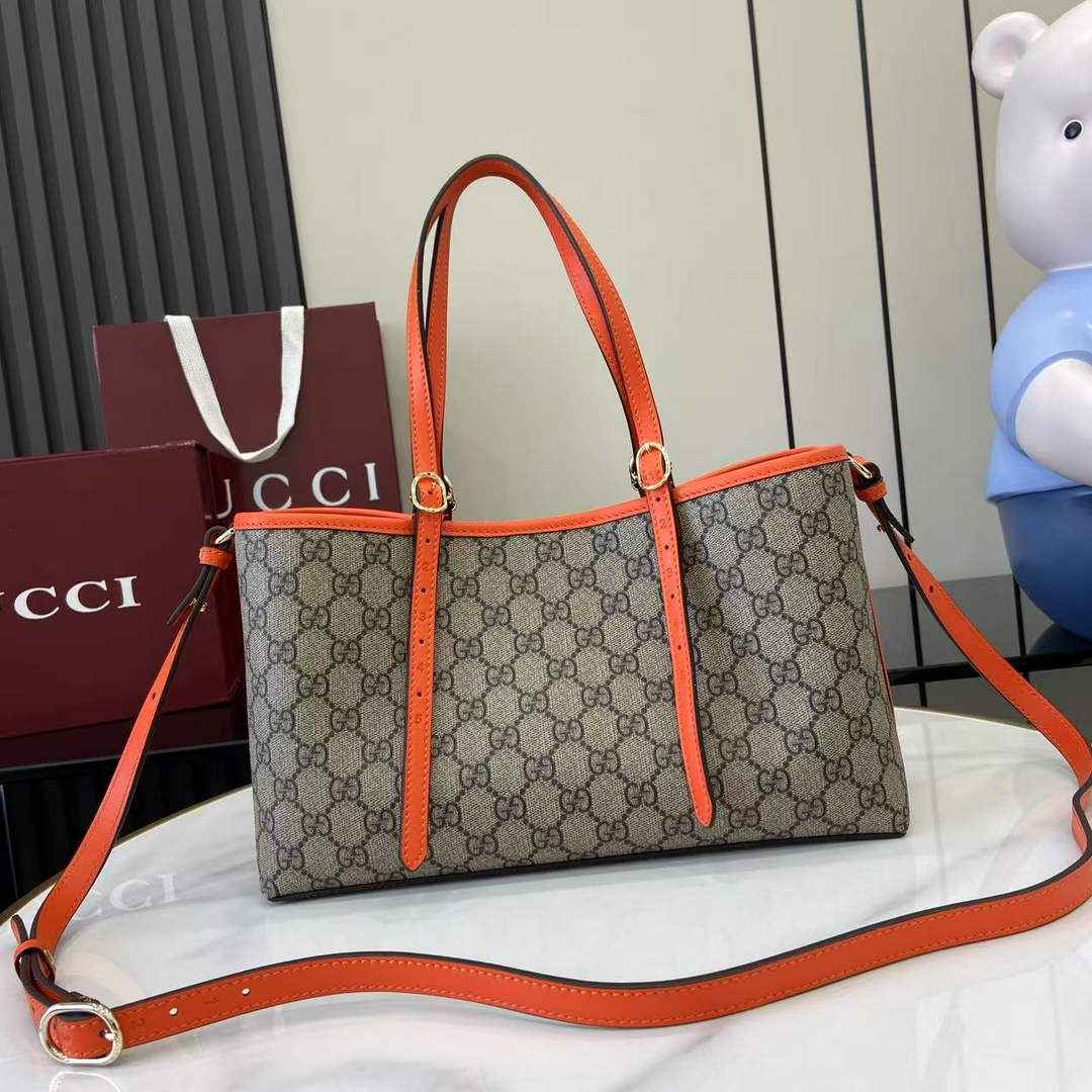 Gucci GG Emblem medium tote bag 815214 in orange fabric
