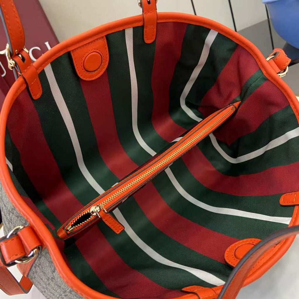 Gucci GG Emblem medium tote bag 815214 in orange fabric