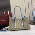 Gucci GG Emblem medium tote bag 815214 in blue fabric