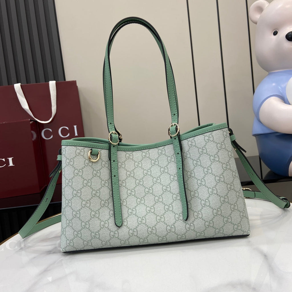 Gucci GG Emblem medium tote bag 815214 in green fabric