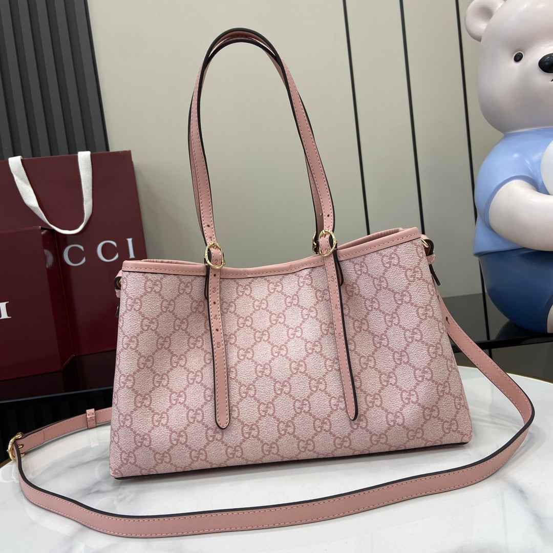 Gucci GG Emblem medium tote bag 815214 in pink fabric
