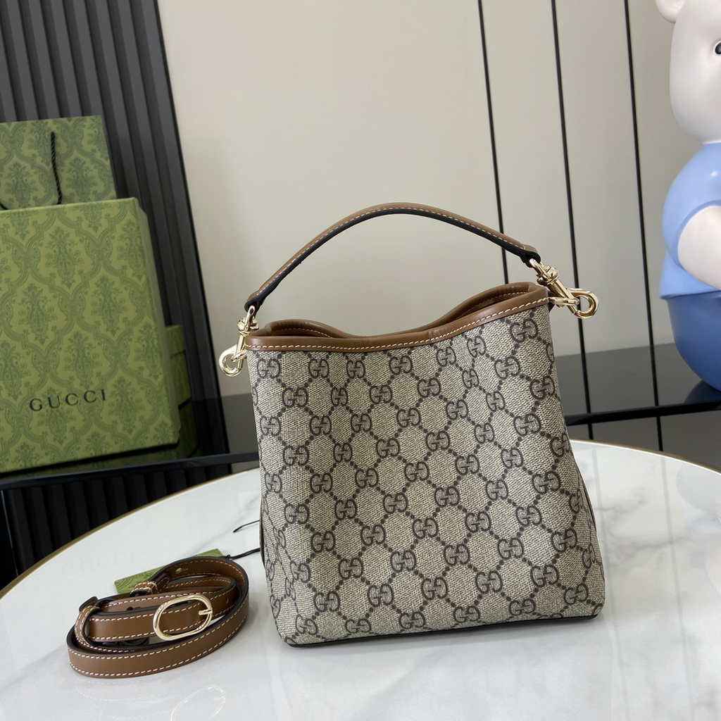Gucci GG Emblem small bucket bag 815118 in beige and dark brown fabric