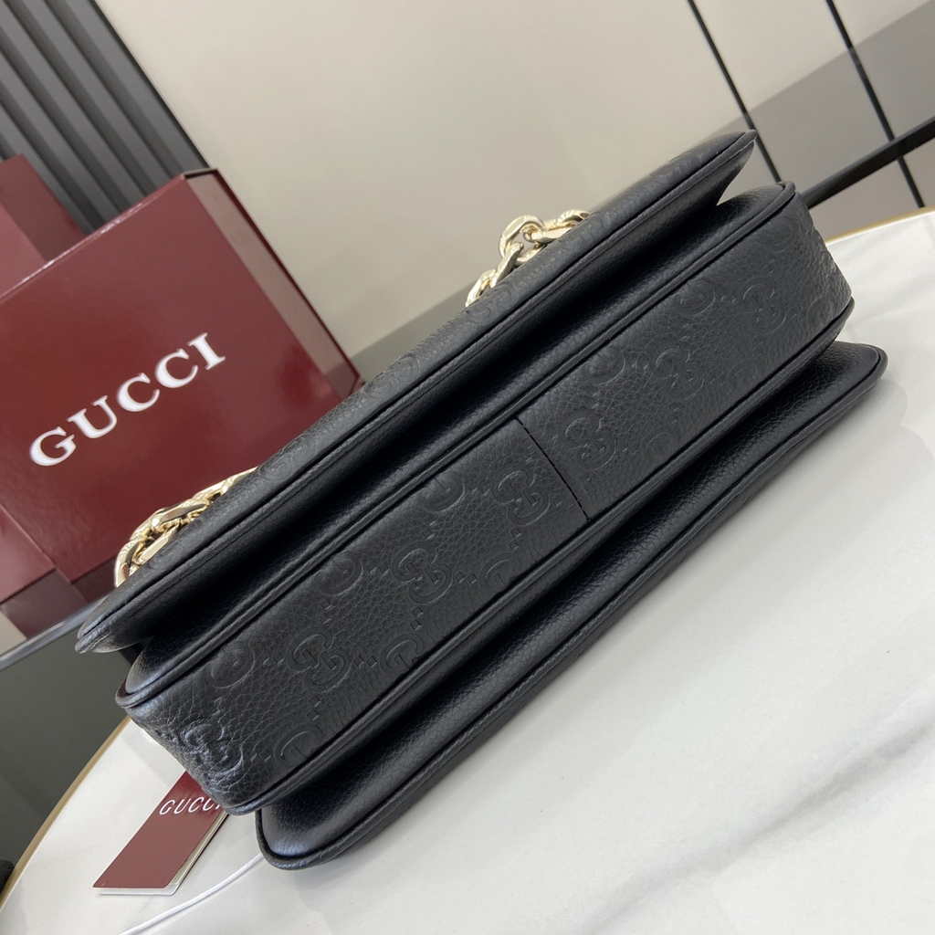 Gucci GG Emblem mini shoulder bag 815263 in black GG leather