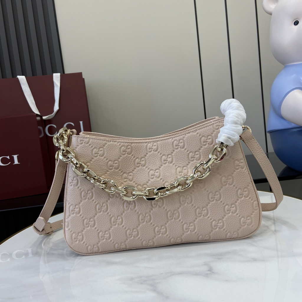 Gucci GG Emblem mini shoulder bag 815263 in light pink GG leather