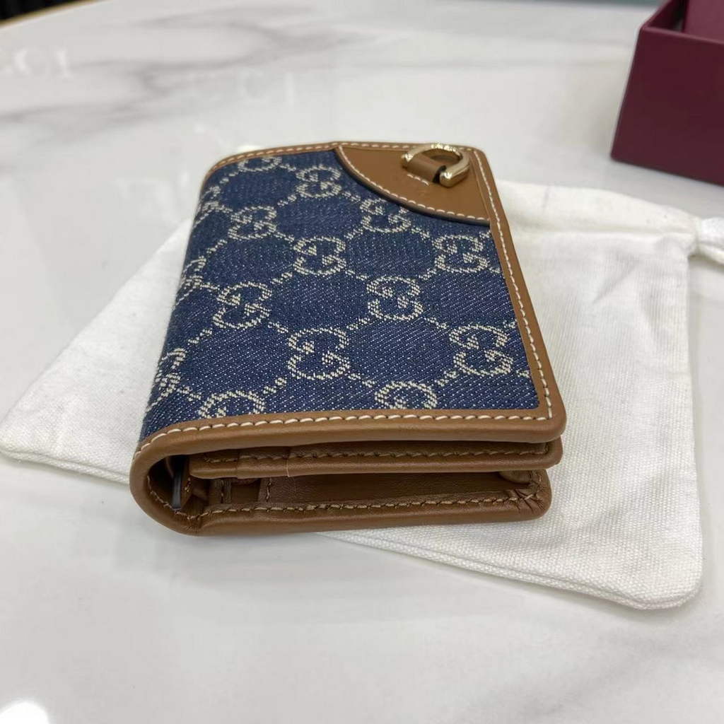 Gucci GG Emblem mini wallet, 820692 in blue and ivory GG denim