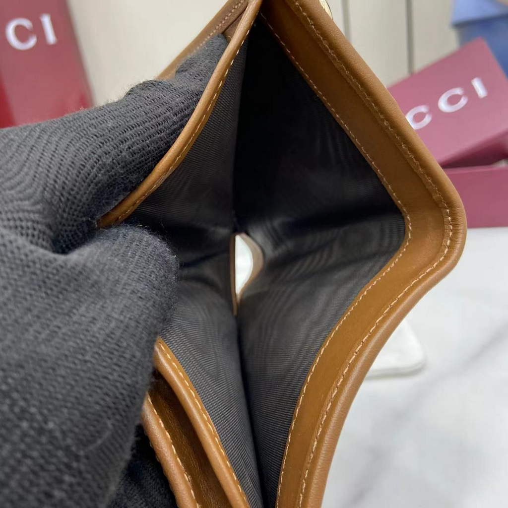 Gucci GG Emblem mini wallet, 820692 in blue and ivory GG denim