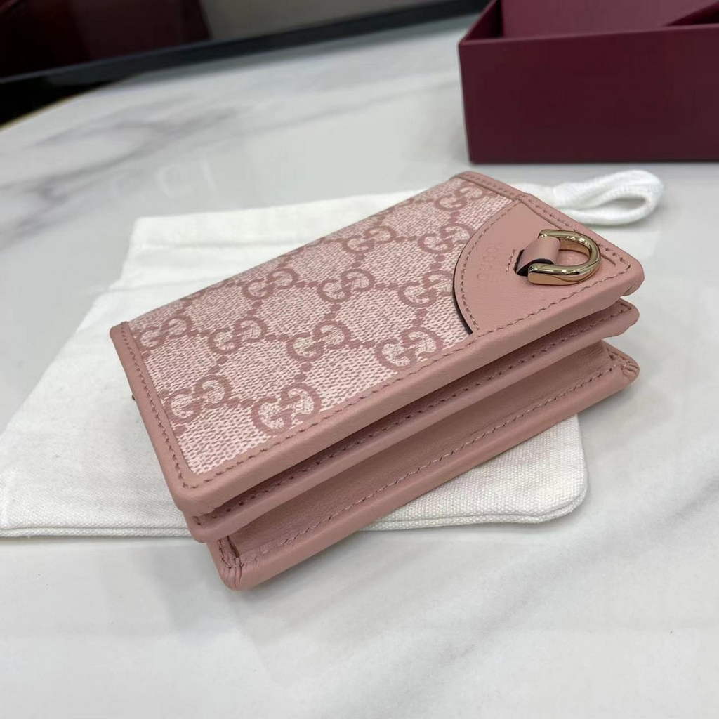 Gucci GG Emblem mini wallet, 820692 in pink leather