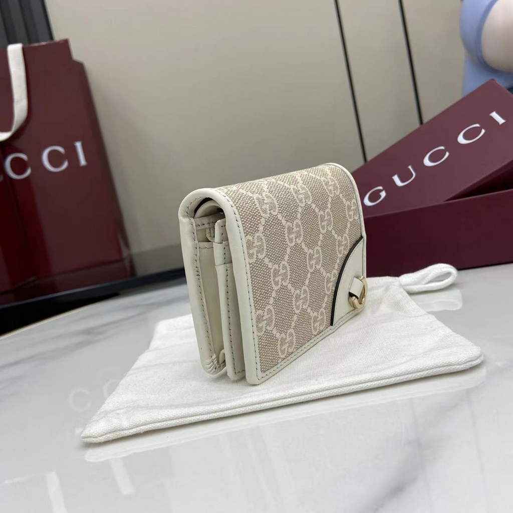 Gucci GG Emblem mini wallet, 820692 in white leather