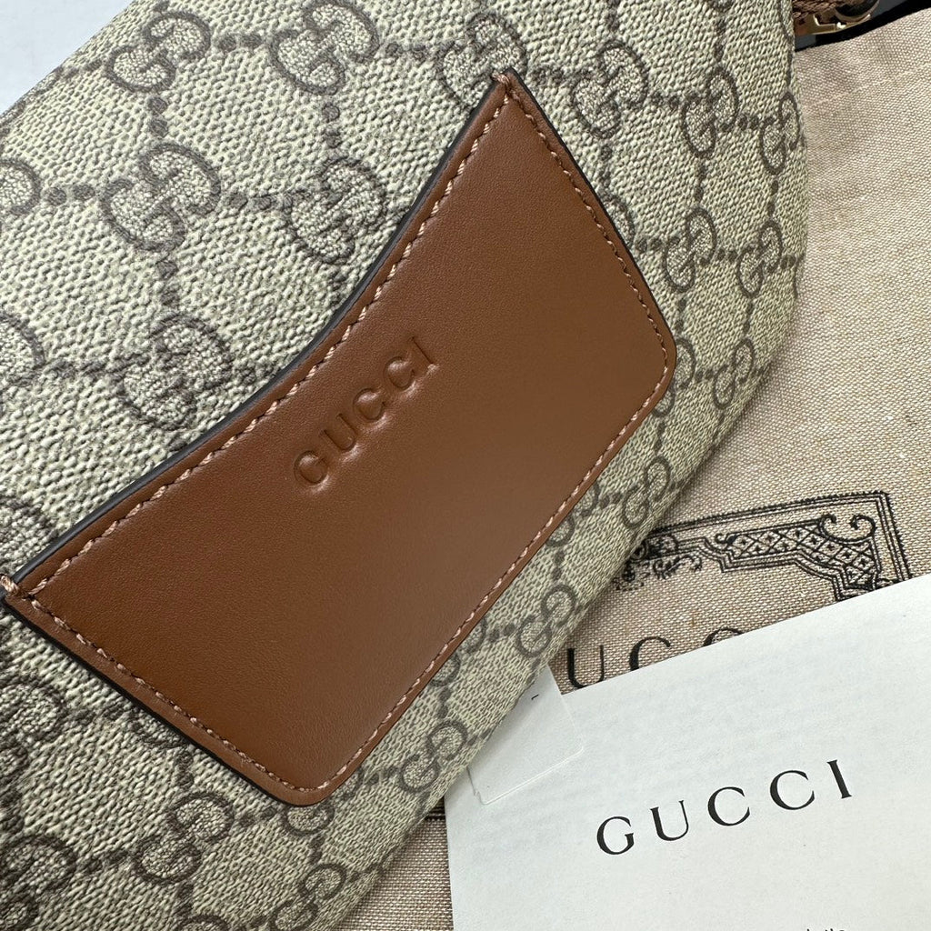 Gucci GG Emblem small belt bag, 821165 in beige fabric