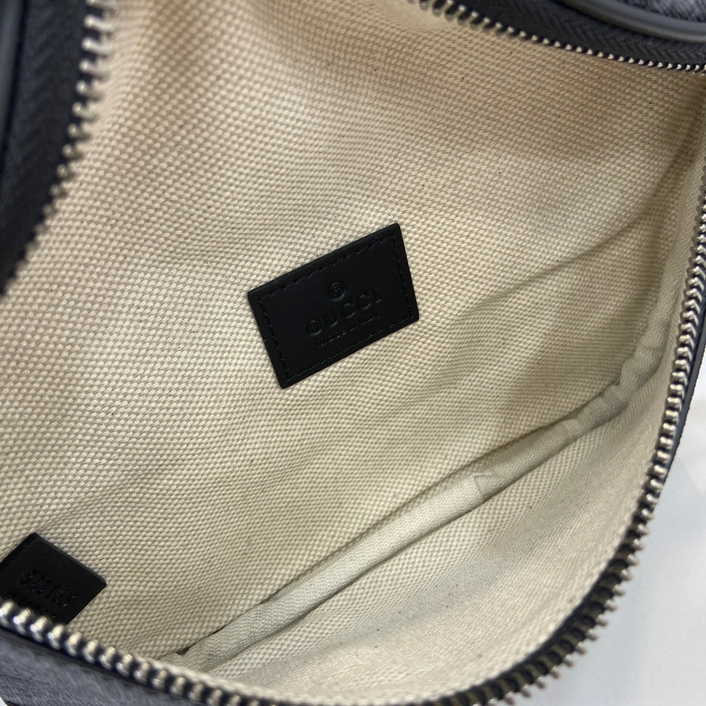 Gucci GG Emblem small belt bag, 821165 in black fabric