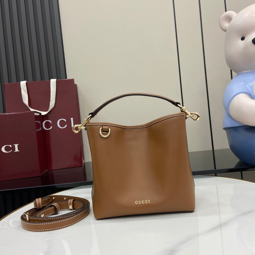Gucci GG Emblem small bucket bag 815118 in brown leather