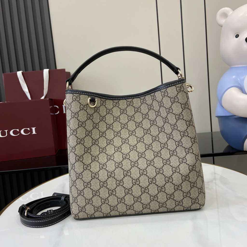Gucci GG Emblem medium bucket bag ‎815103 in black fabric