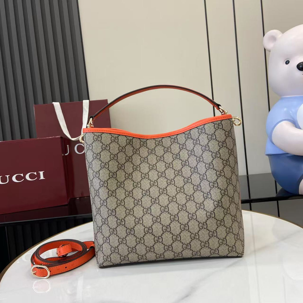 Gucci GG Emblem medium bucket bag ‎815103 in orange fabric