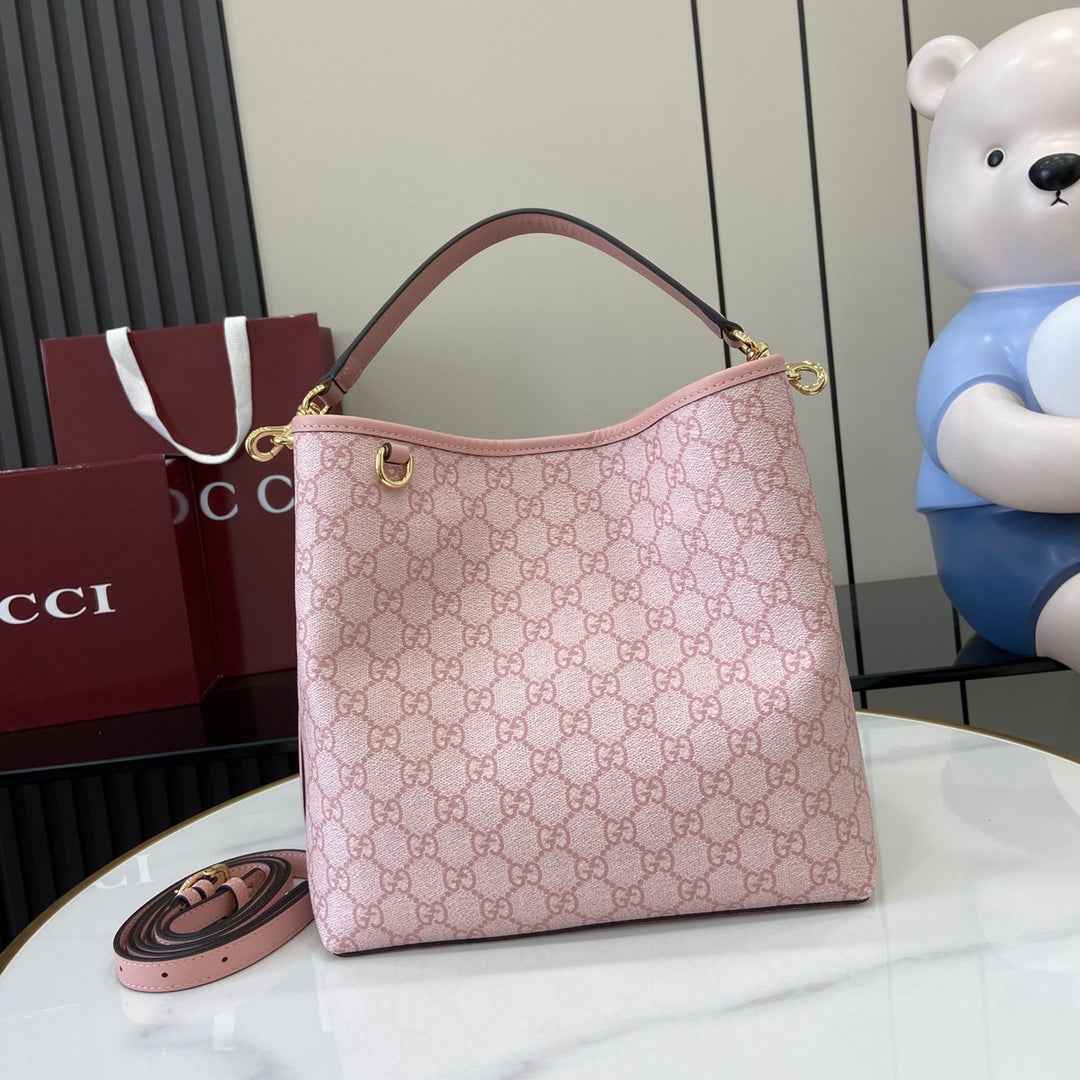 Gucci GG Emblem medium bucket bag ‎815103 in pink fabric