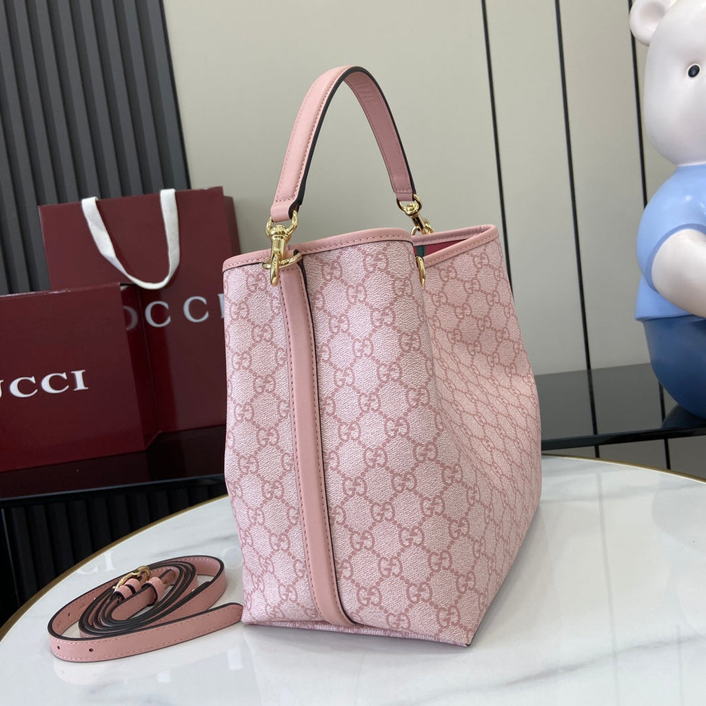 Gucci GG Emblem medium bucket bag ‎815103 in pink fabric