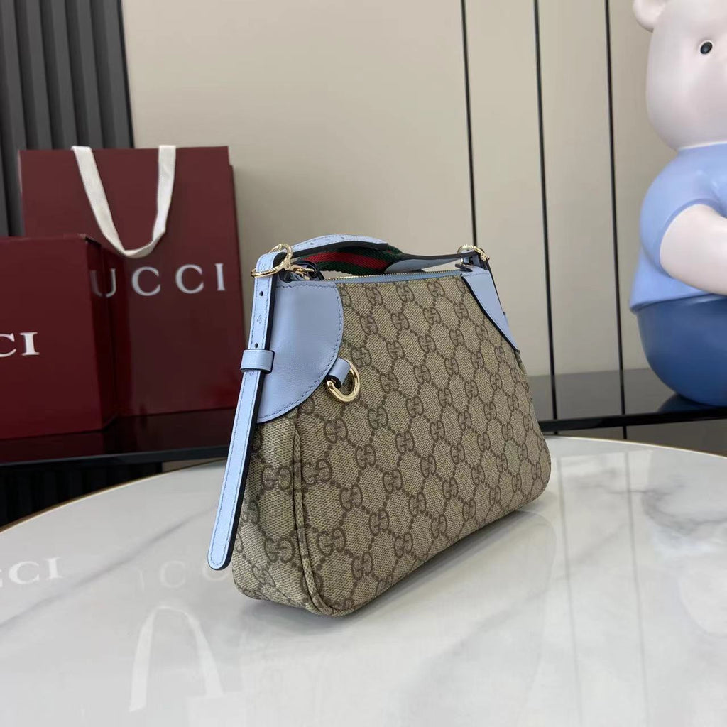 Gucci GG Emblem small shoulder bag 815218 in blue fabric