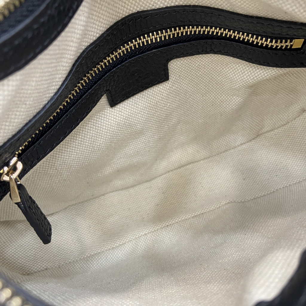 Gucci GG Emblem small shoulder bag 815409 in black GG leather