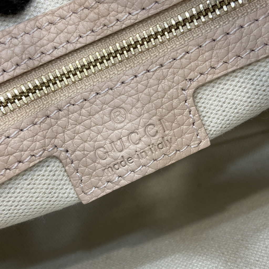 Gucci GG Emblem small shoulder bag 815409 in light pink GG leather