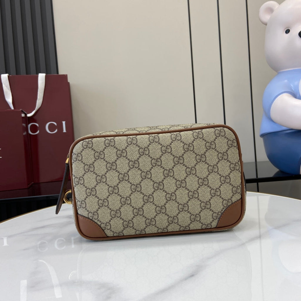 Gucci GG Emblem small toiletry case, ‎821164 in beige fabric