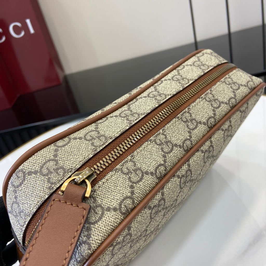Gucci GG Emblem small toiletry case, ‎821164 in beige fabric