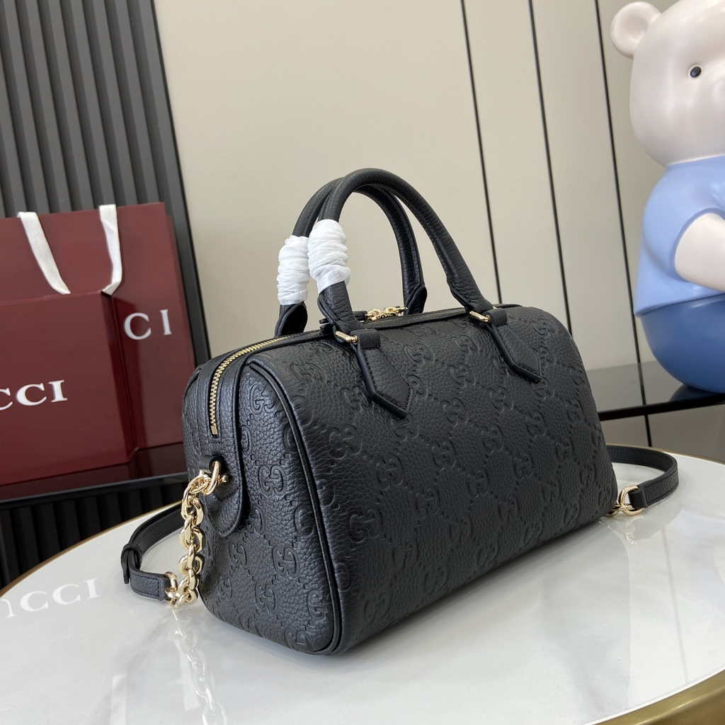 Gucci GG Emblem small top handle bag ‎815255 in black GG leather
