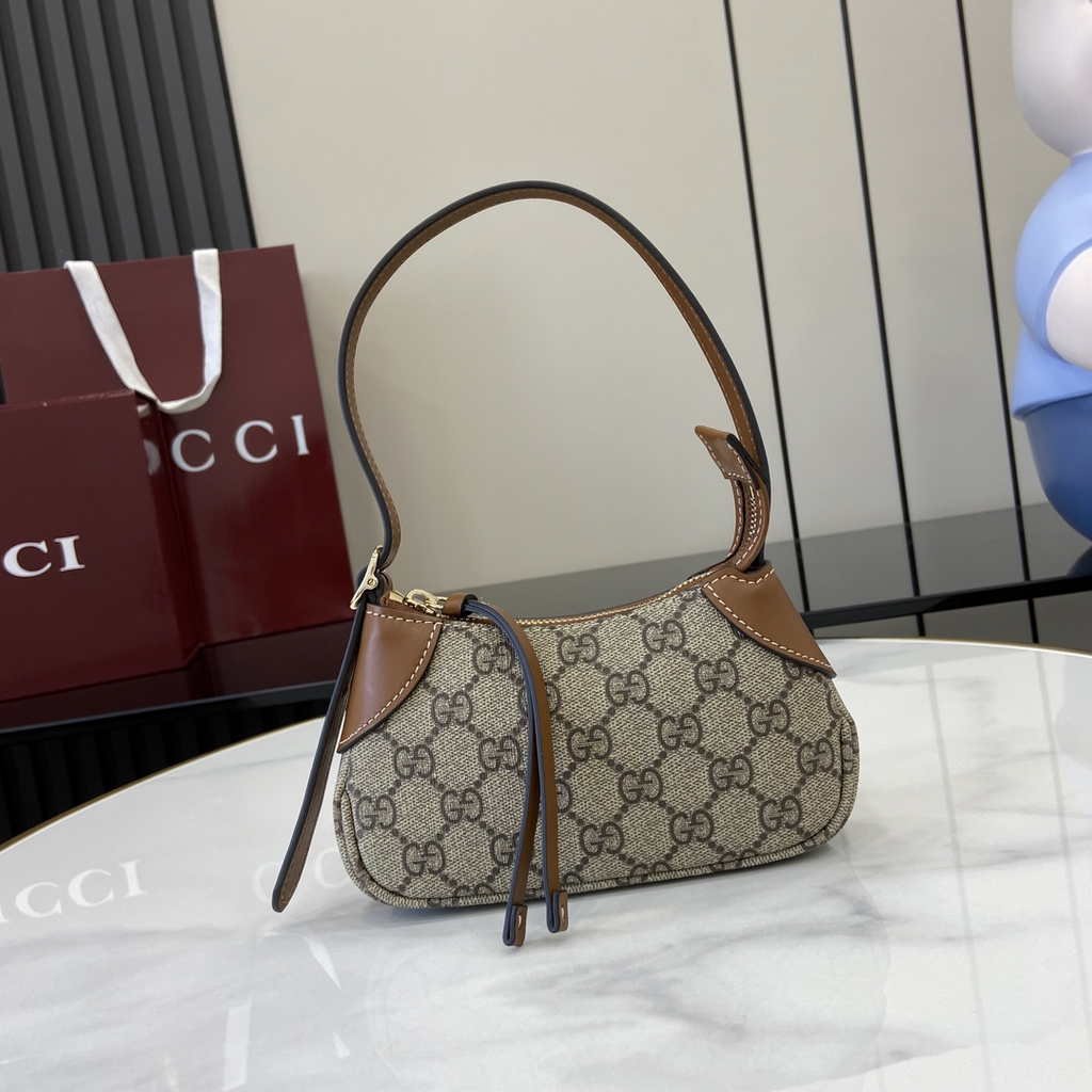 Gucci GG Emblem super mini shoulder bag 820696 in brown fabric